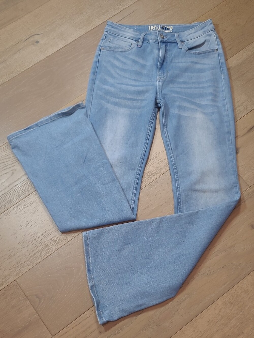 Idyllwind Jeans Women's sz 10/34* Light Wash Flared Leg Mid Rise Denim Jean